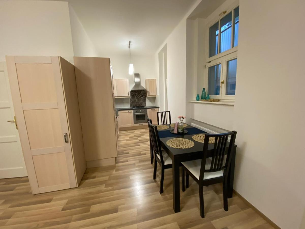 Spacious Apartment On Wenceslas Square Prague Extérieur photo